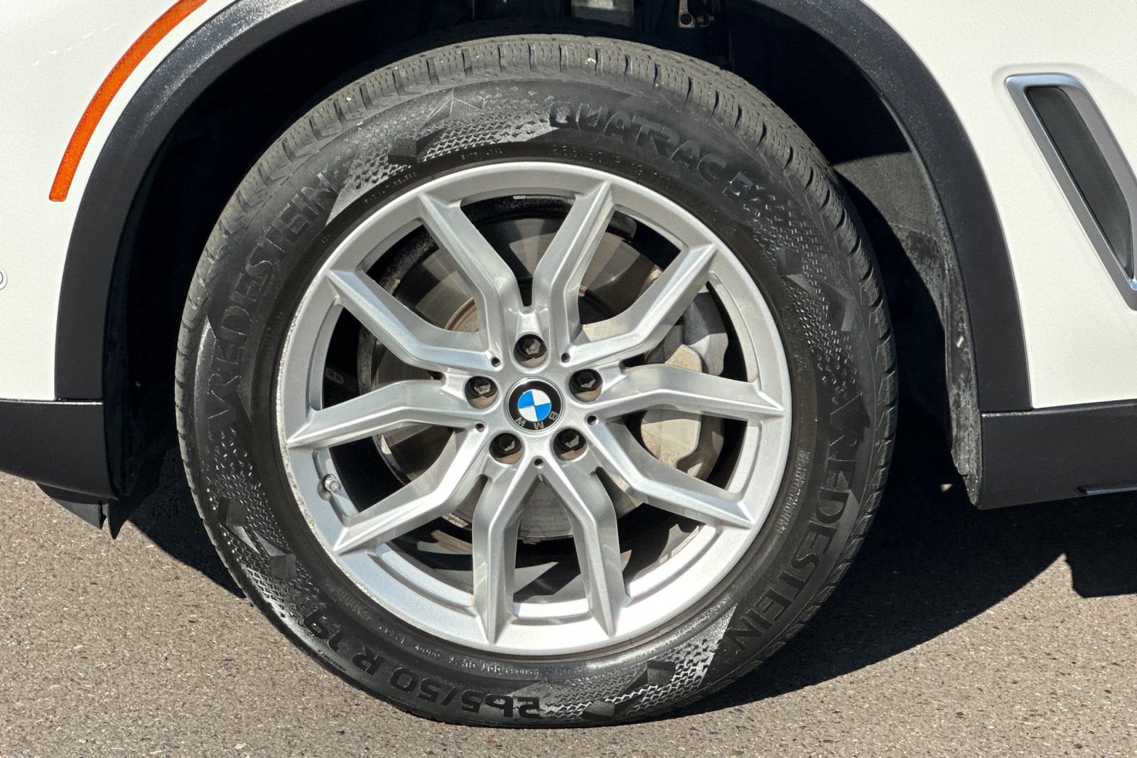 Used 2021 BMW X5 xDrive40i w/ Convenience Package AWD/4WD image 24