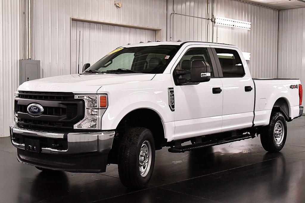 Used 2022 Ford F250 XL w/ Power Equipment Group AWD/4WD image 3
