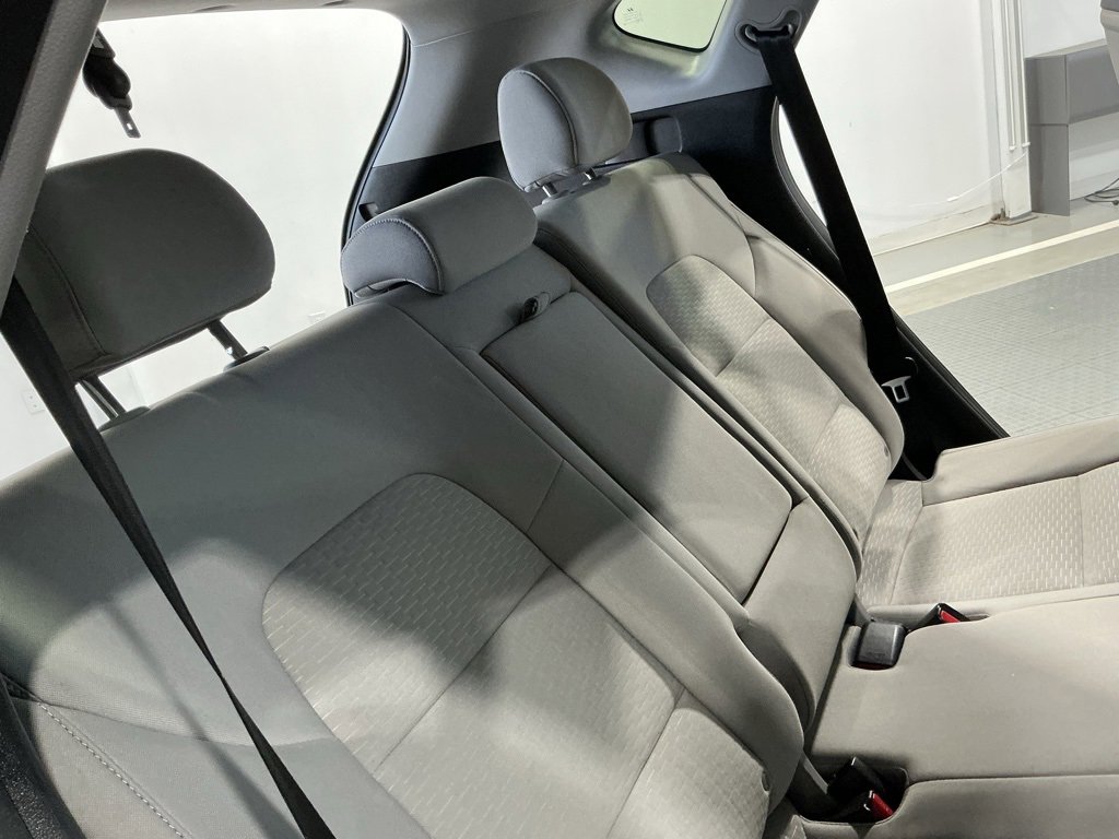 Used 2021 Hyundai Tucson Value w/ Cargo Package image 25