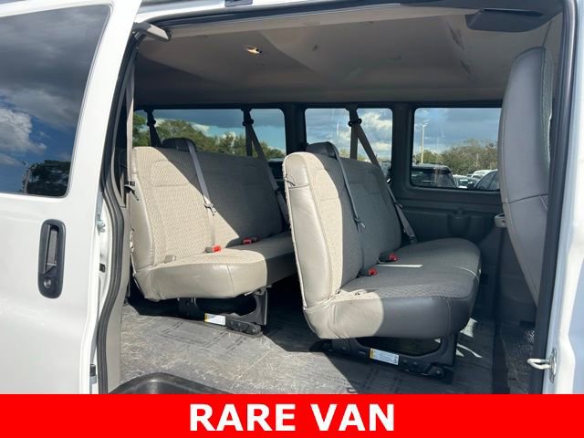 Used 2025 Chevrolet Express 3500 LT w/ LT Preferred Equipment Group image 13