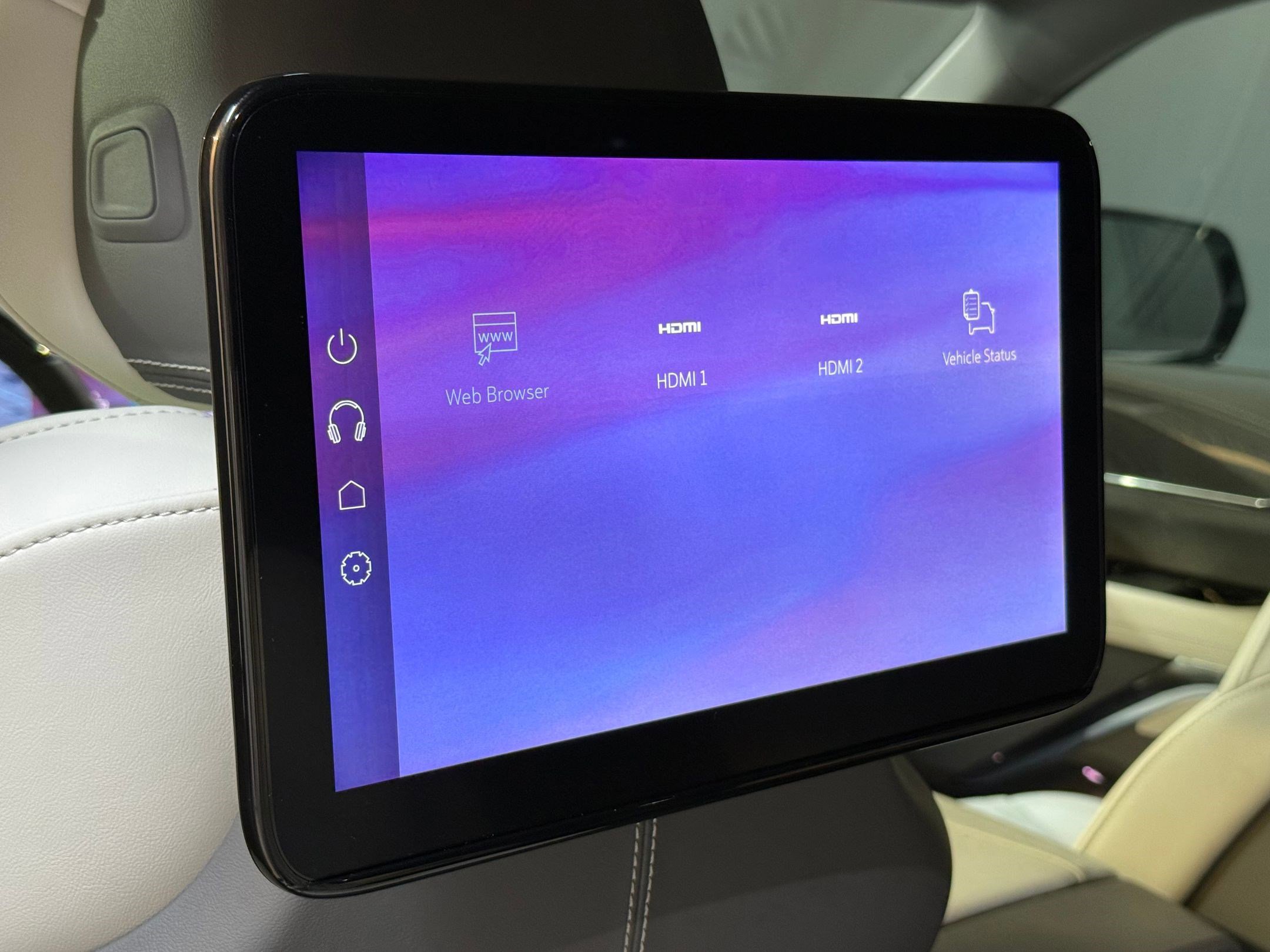 New 2025 Cadillac Escalade IQ Luxury 1 w/ Smart Trailering package image 46