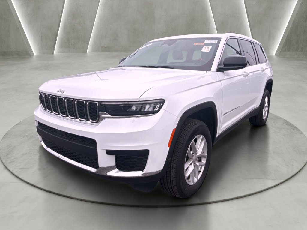 Used 2024 Jeep Grand Cherokee L Laredo w/ Luxury Tech Group I AWD/4WD image 7