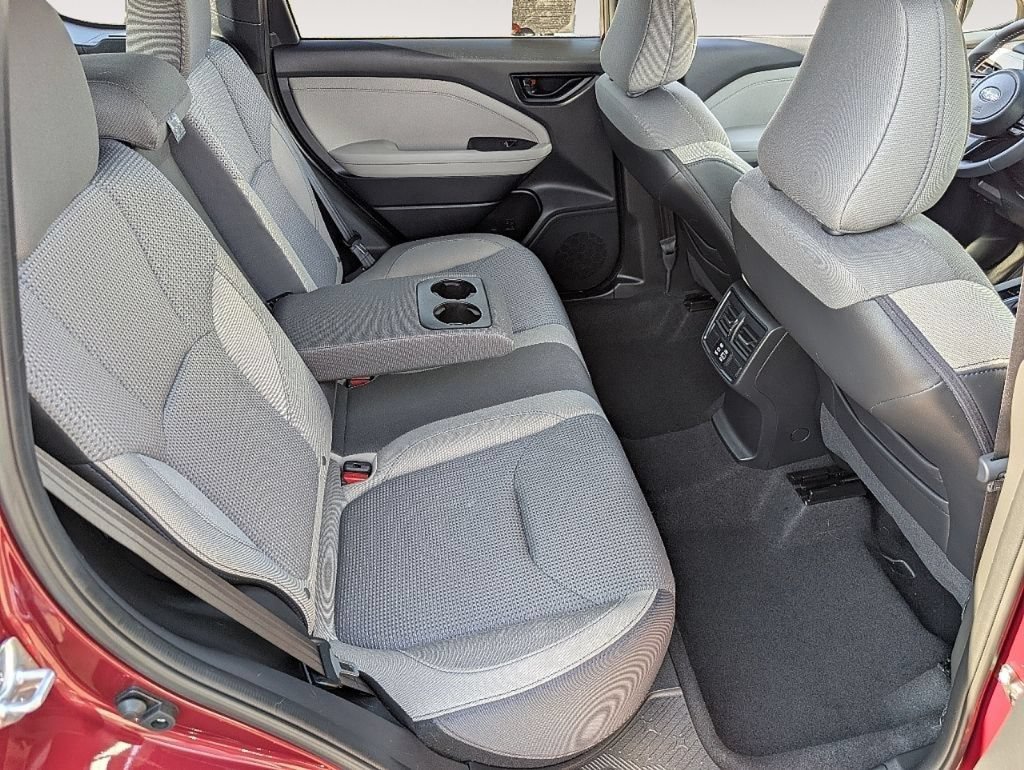 Used 2025 Subaru Forester Premium AWD/4WD image 24