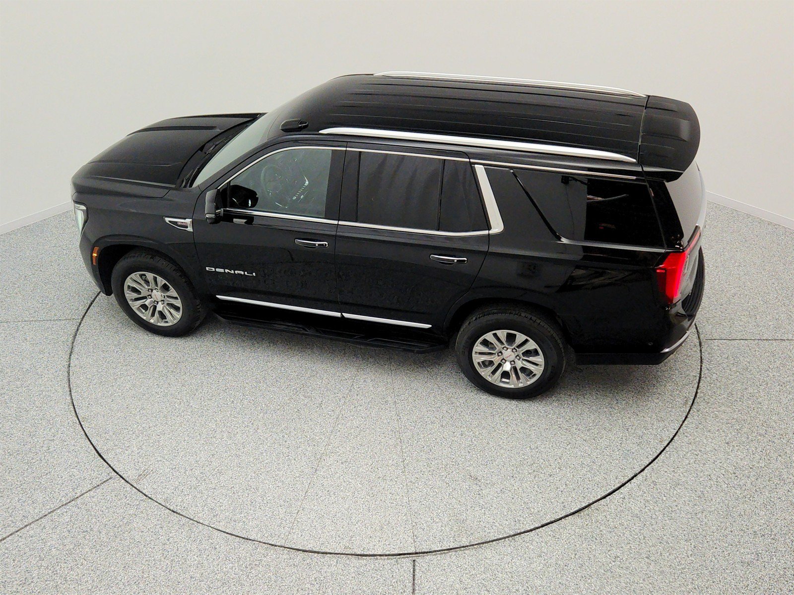 Used 2025 GMC Yukon Denali AWD/4WD image 29