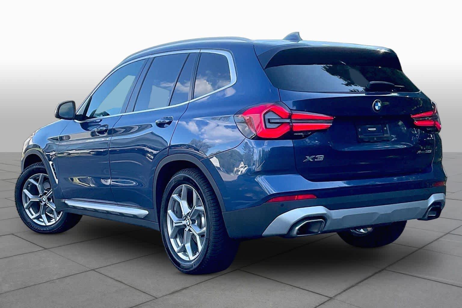 Used 2022 BMW X3 xDrive30i AWD/4WD image 11