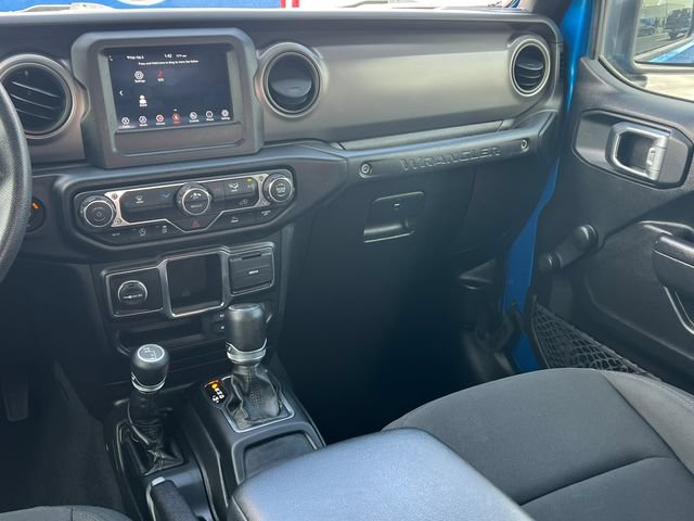 Used 2022 Jeep Wrangler Unlimited Sport AWD/4WD image 30