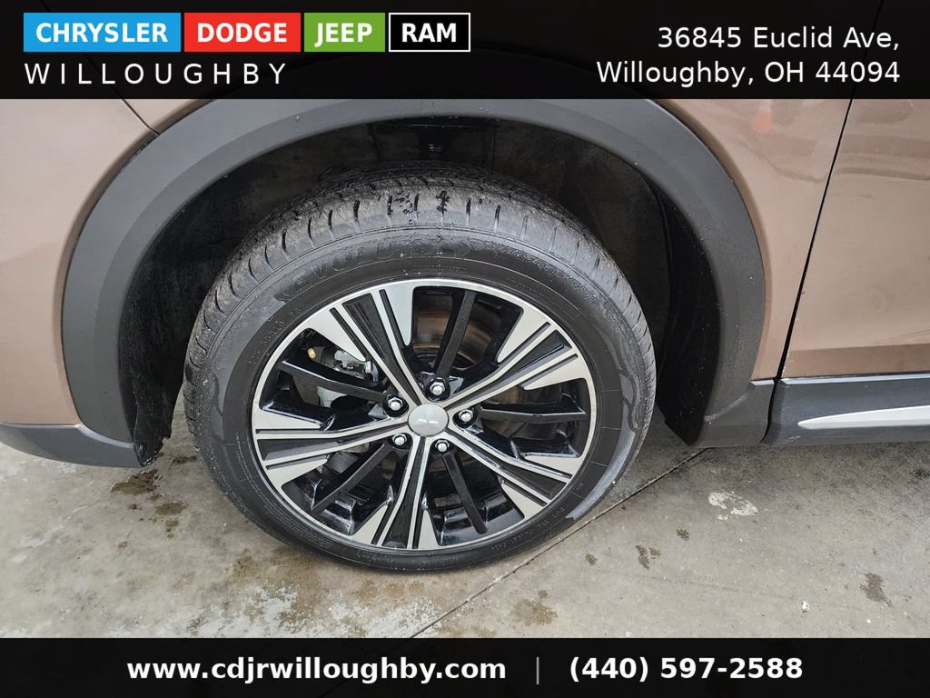 Used 2019 Mitsubishi Eclipse Cross SEL AWD/4WD image 40