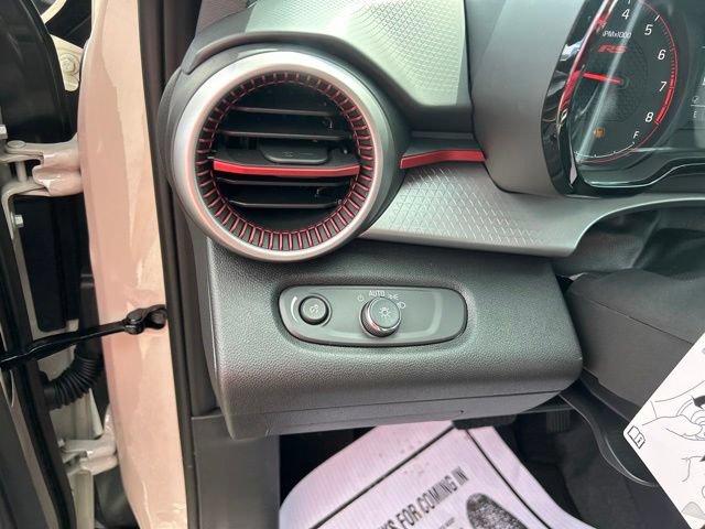 New 2026 Chevrolet Trax RS w/ Sunroof Package FWD image 16