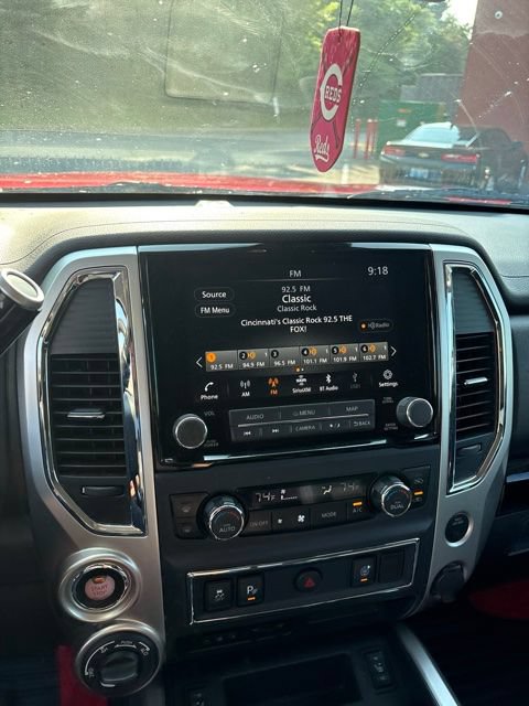 Used 2021 Nissan Titan SV w/ SV Convenience Package AWD/4WD image 10