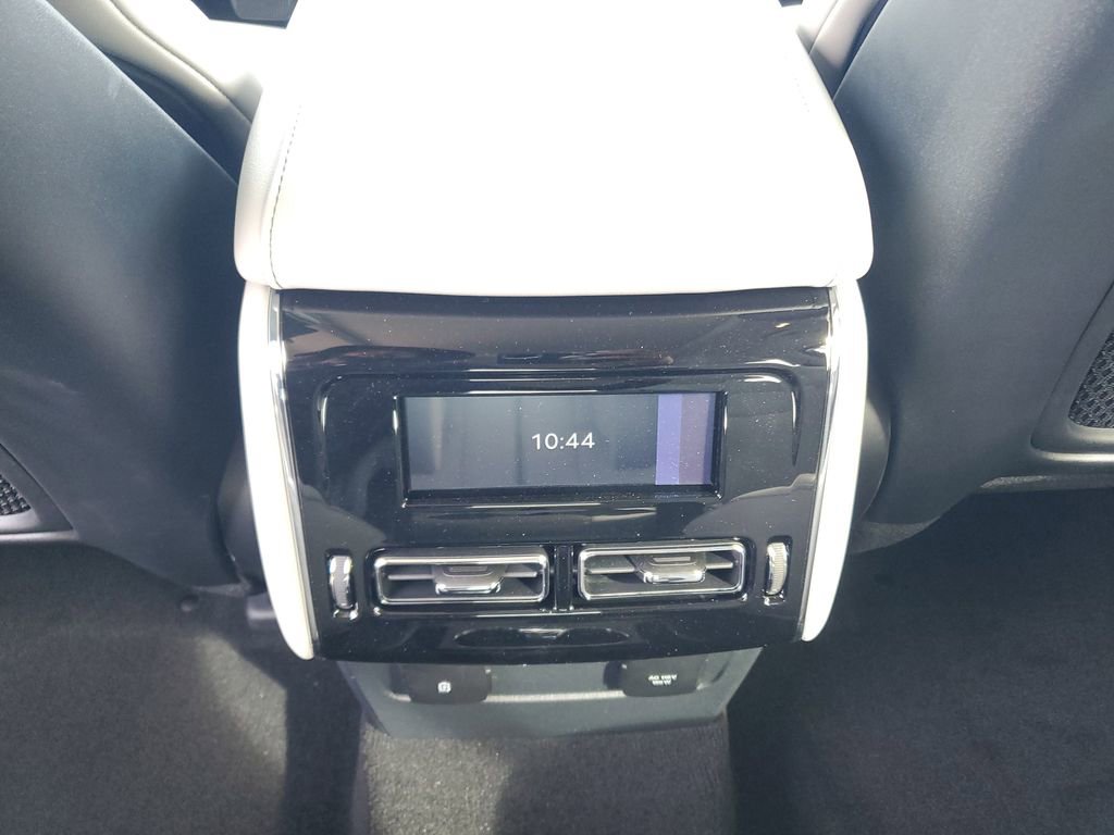 New 2025 Lincoln Aviator 2WD w/ Equipment Group 101A image 15