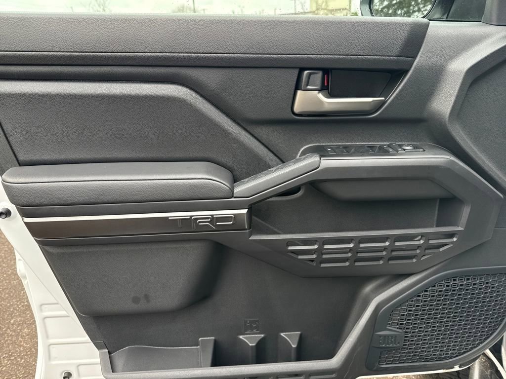 Used 2024 Toyota Tacoma TRD Off-Road image 19