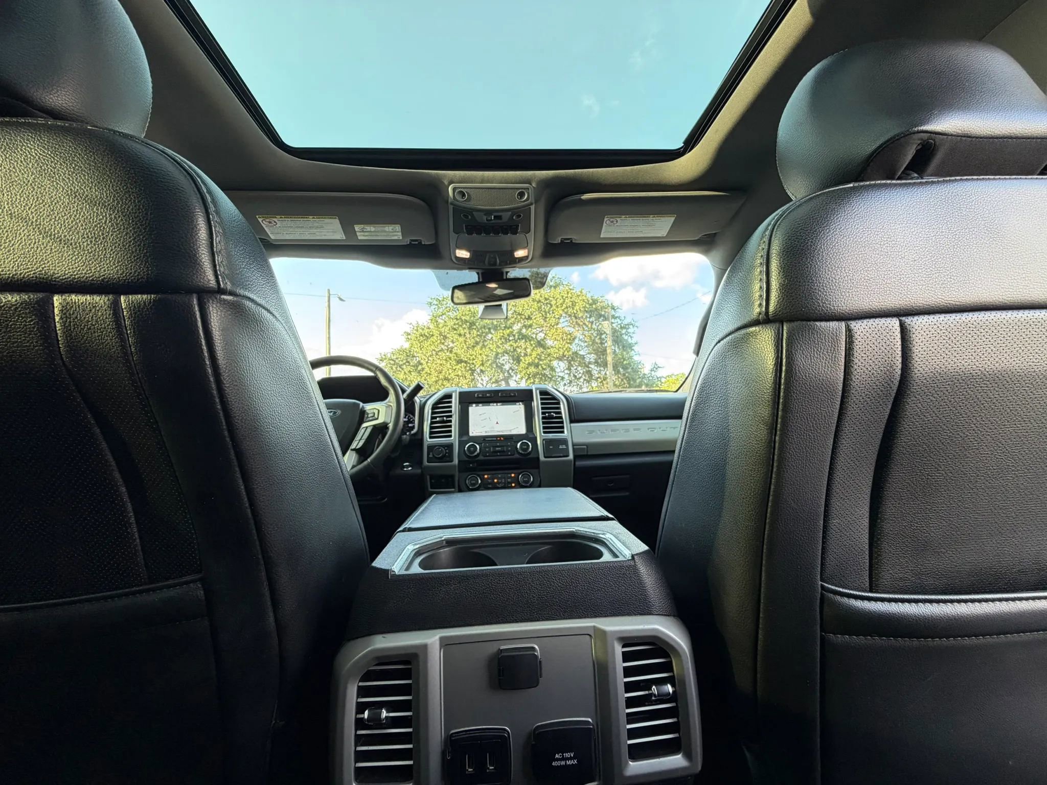 Used 2017 Ford F250 Lariat w/ Lariat Ultimate Package AWD/4WD image 17