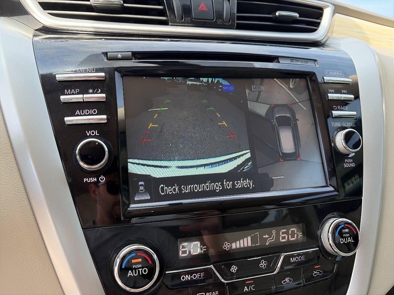 Used 2015 Nissan Murano Platinum w/ Platinum Technology Package AWD/4WD image 36