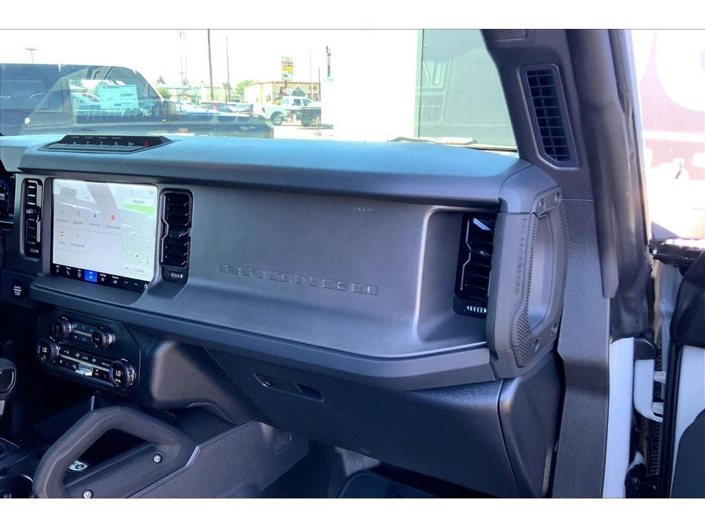 Used 2026 Ford Bronco Badlands AWD/4WD image 16