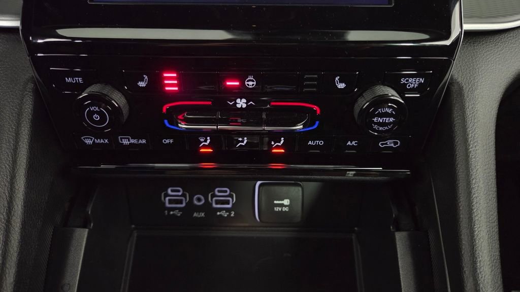 New 2025 Jeep Grand Cherokee L Altitude image 25