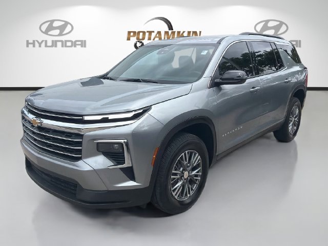 Used 2026 Chevrolet Traverse LT