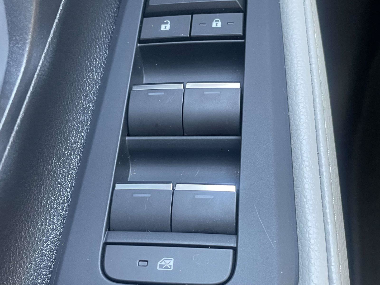 Used 2025 Toyota Grand Highlander FWD image 25