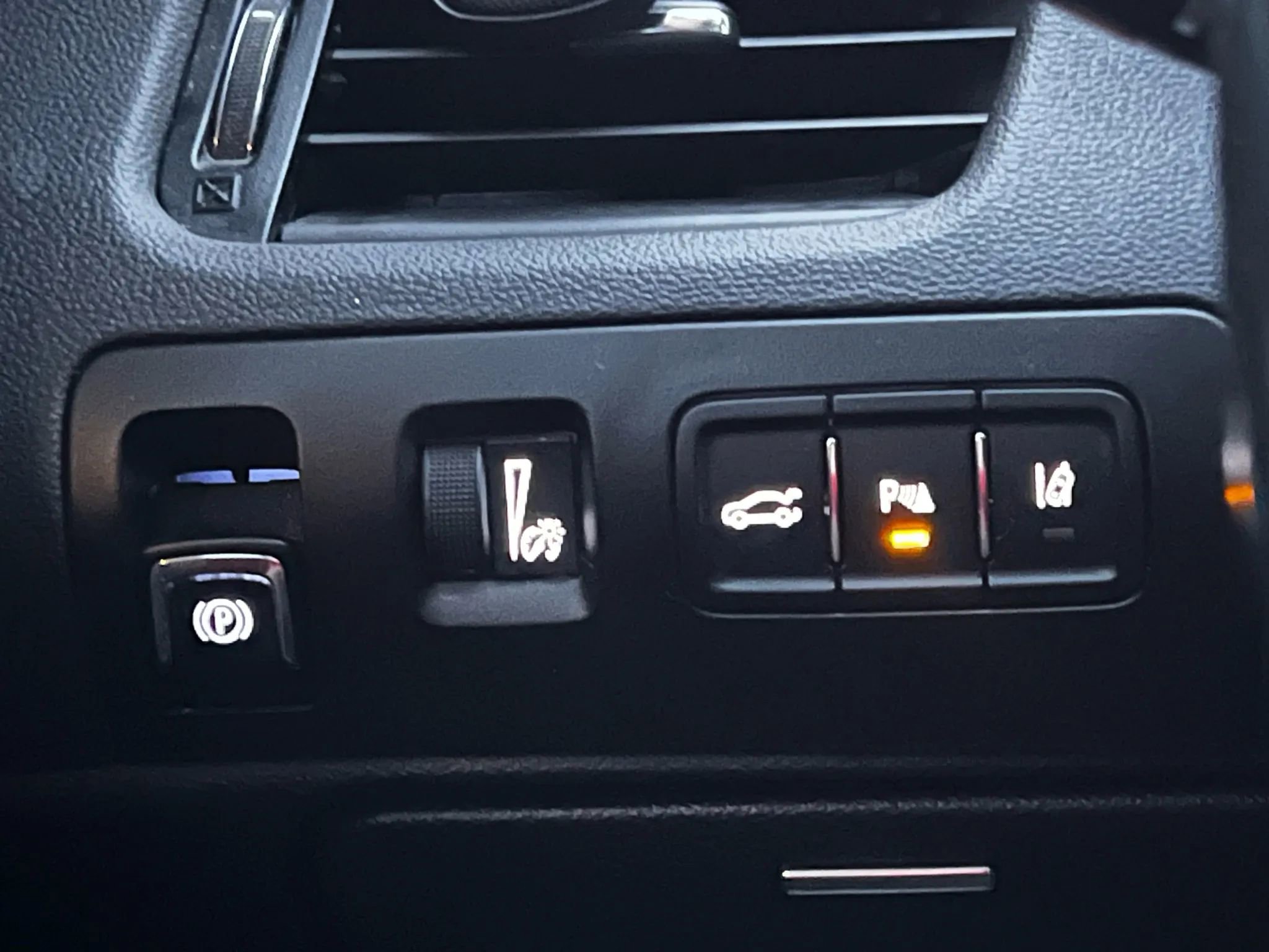 Used 2020 Chevrolet Impala Premier w/ Premier Confidence Package image 23