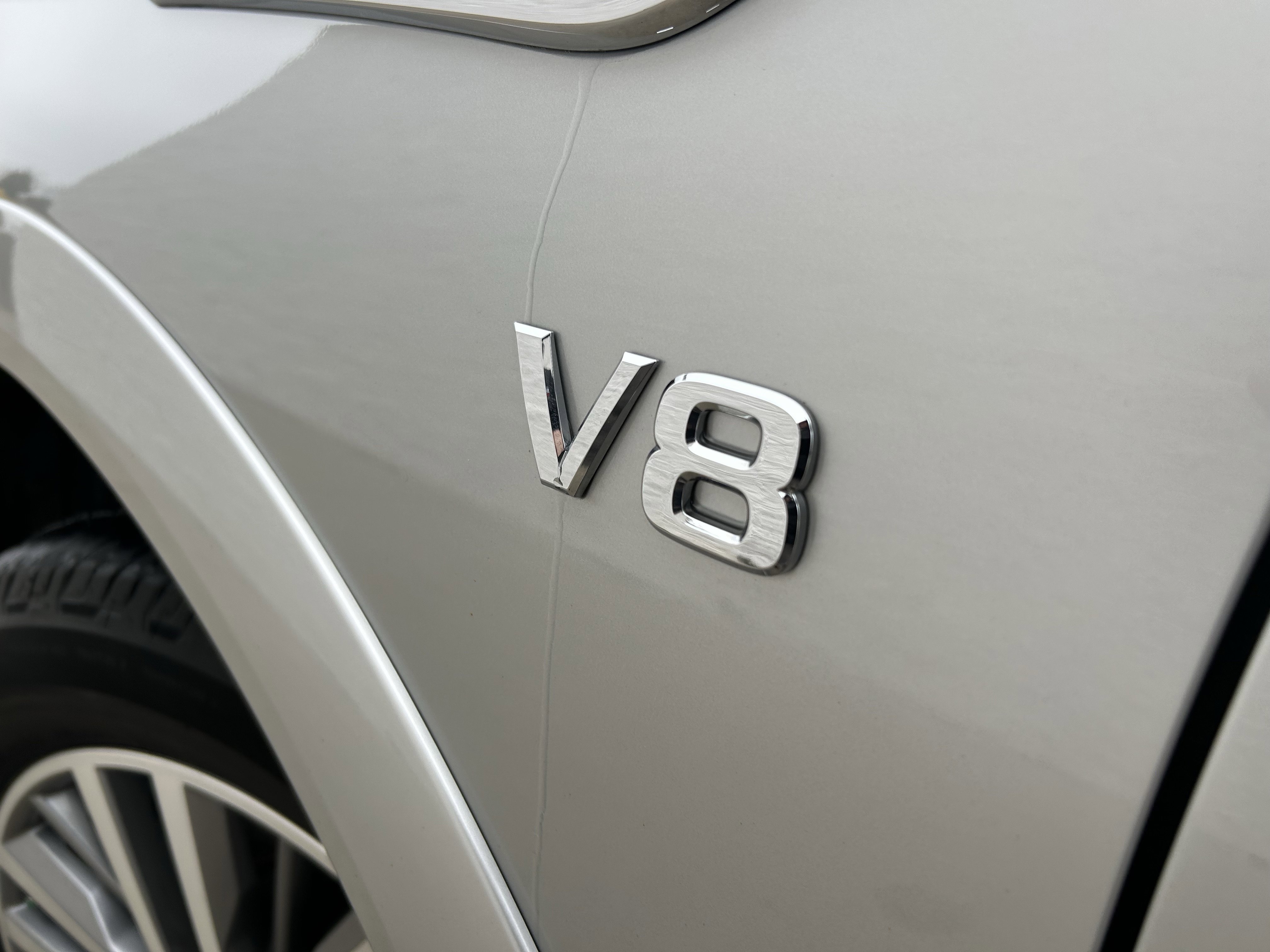 Used 2021 Nissan Armada SL w/ Captain's Chairs Package image 9