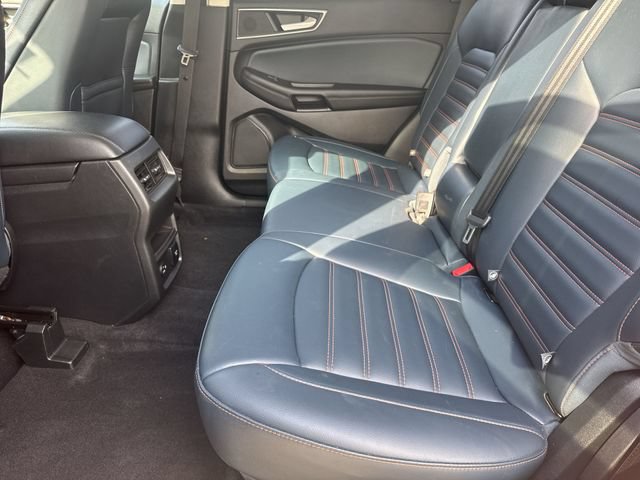 Used 2022 Ford Edge SEL w/ Sport Appearance Package AWD/4WD image 26