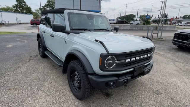 Used 2023 Ford Bronco Black Diamond AWD/4WD image 4