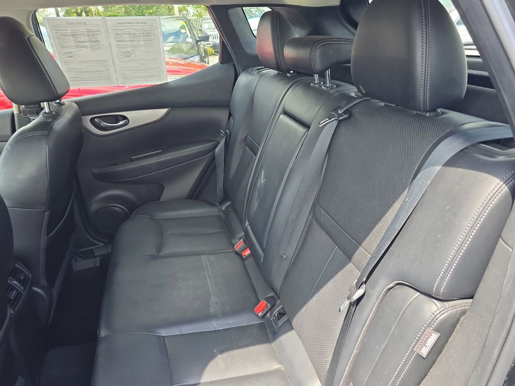 Used 2020 Nissan Rogue Sport SL FWD image 11