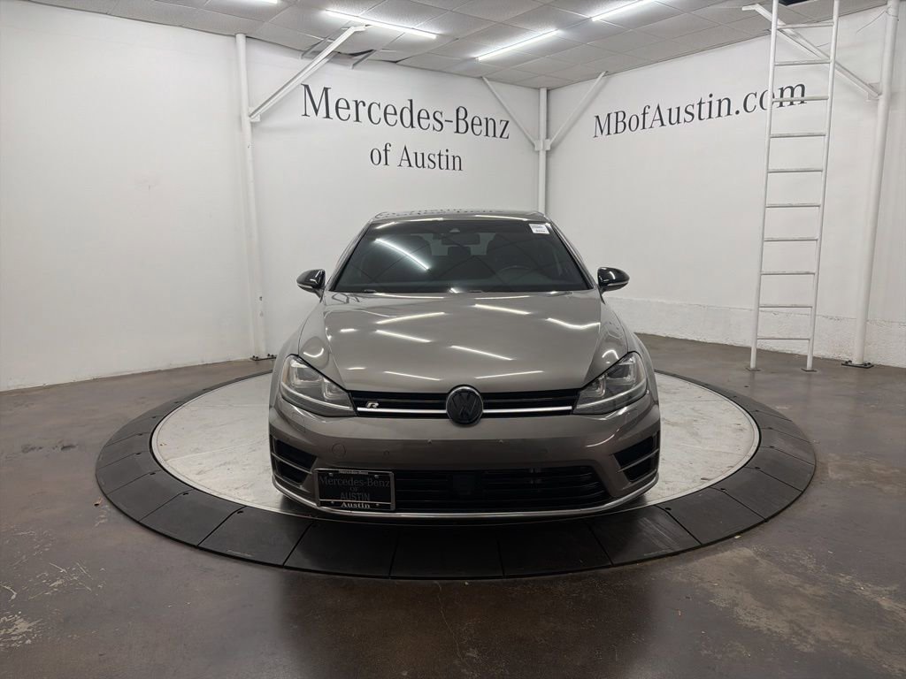 Used 2016 Volkswagen Golf 4-Door image 2