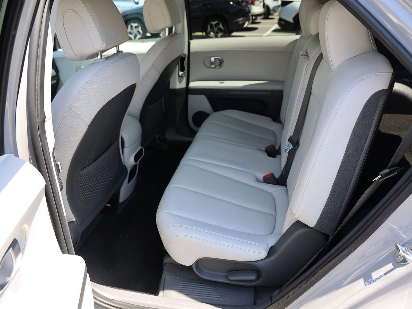 Used 2022 Hyundai Ioniq 5 SEL w/ Cargo Package AWD/4WD image 21