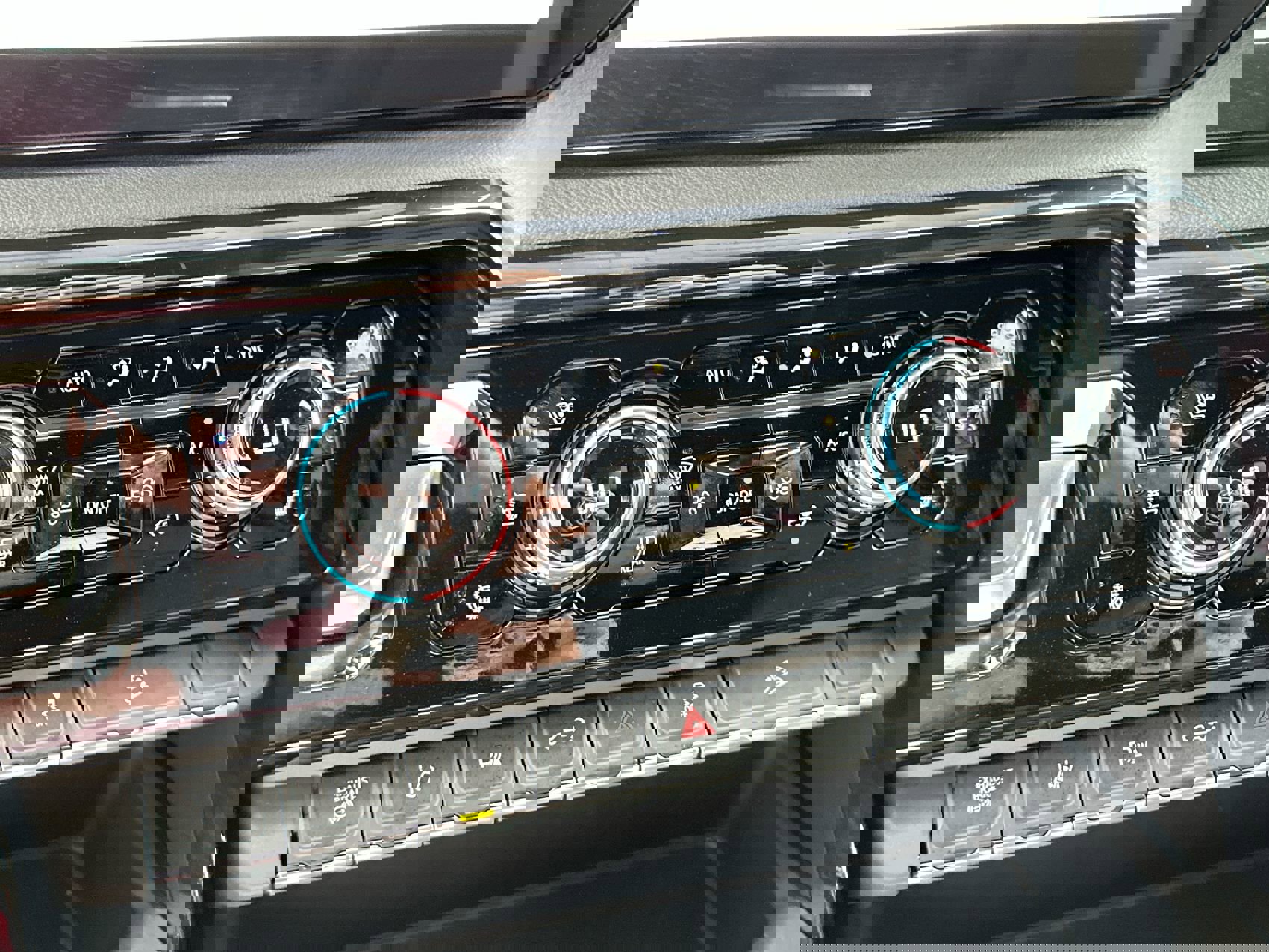 Used 2026 GMC Sierra 2500 AT4 w/ AT4 Premium Plus Package image 19