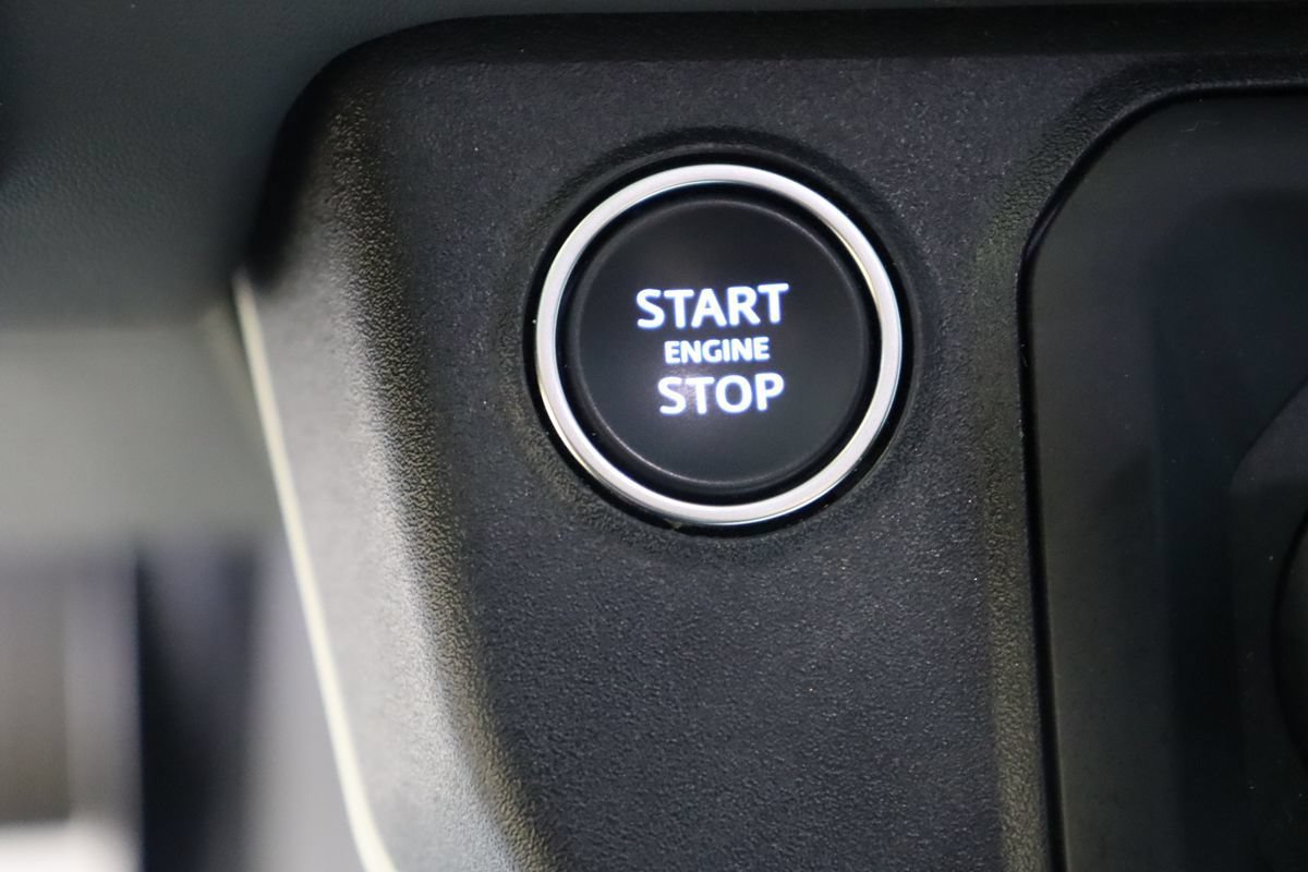 Used 2023 Land Rover Defender 130 First Edition AWD/4WD image 56