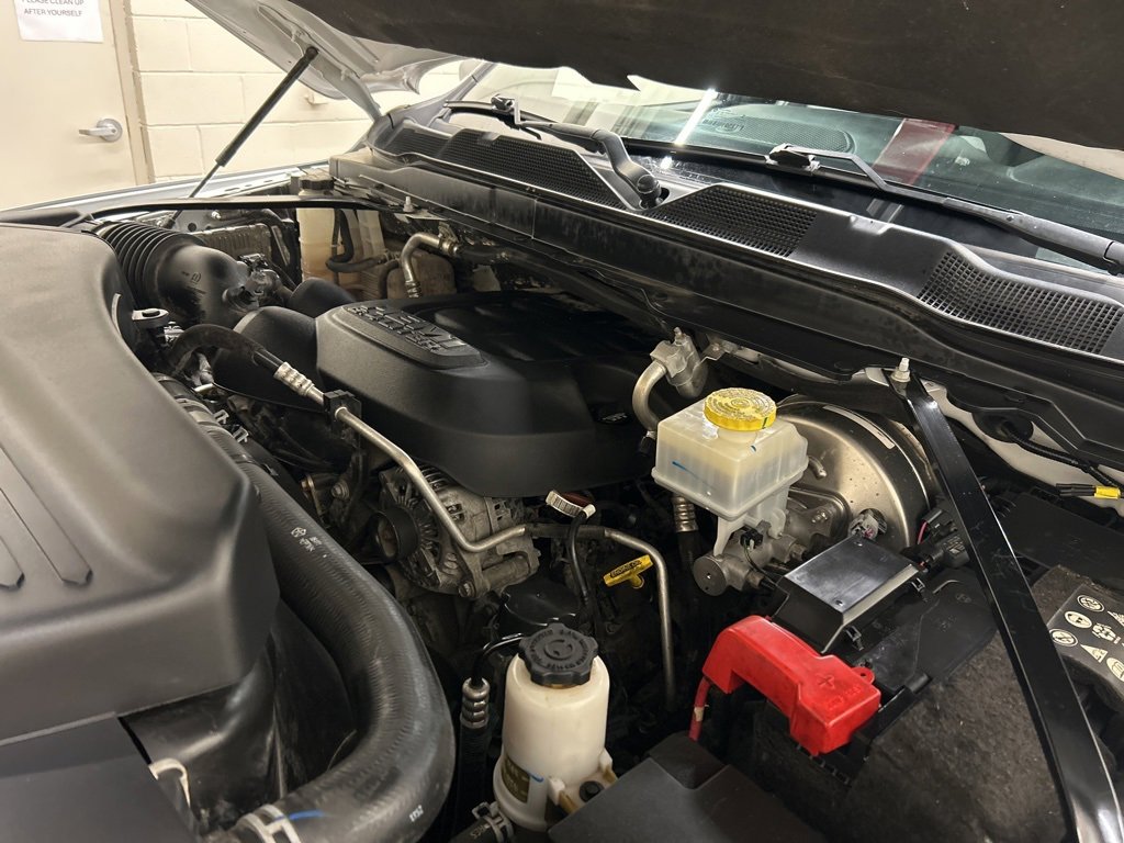 Used 2022 RAM 3500 Tradesman w/ Chrome Appearance Group image 12