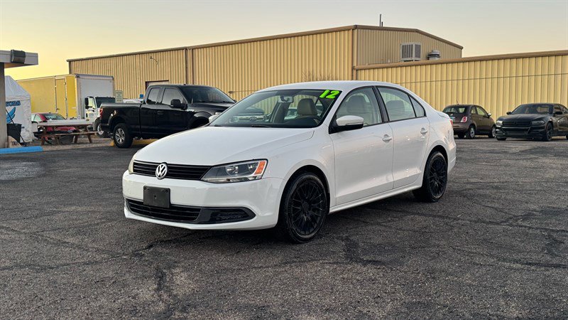Used 2012 Volkswagen Jetta SE image 2