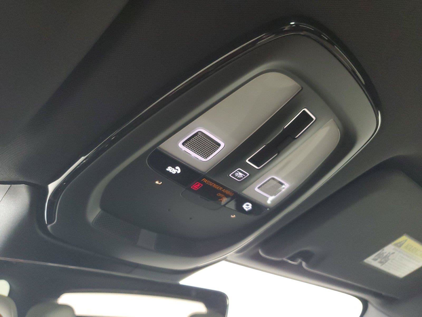 New 2027 Volvo XC60 B5 Core AWD/4WD image 34