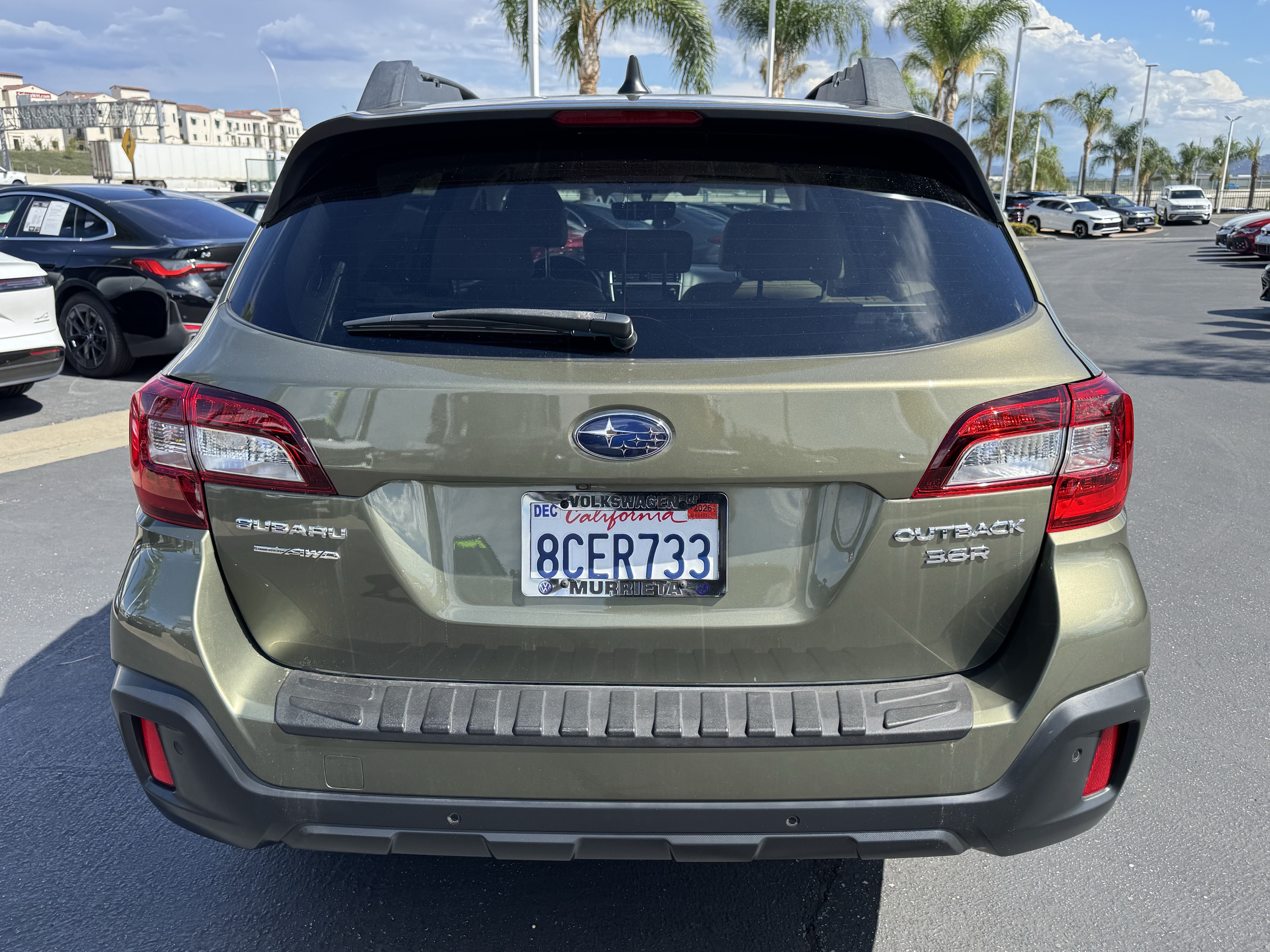 Used 2018 Subaru Outback 3.6R Limited AWD/4WD image 8