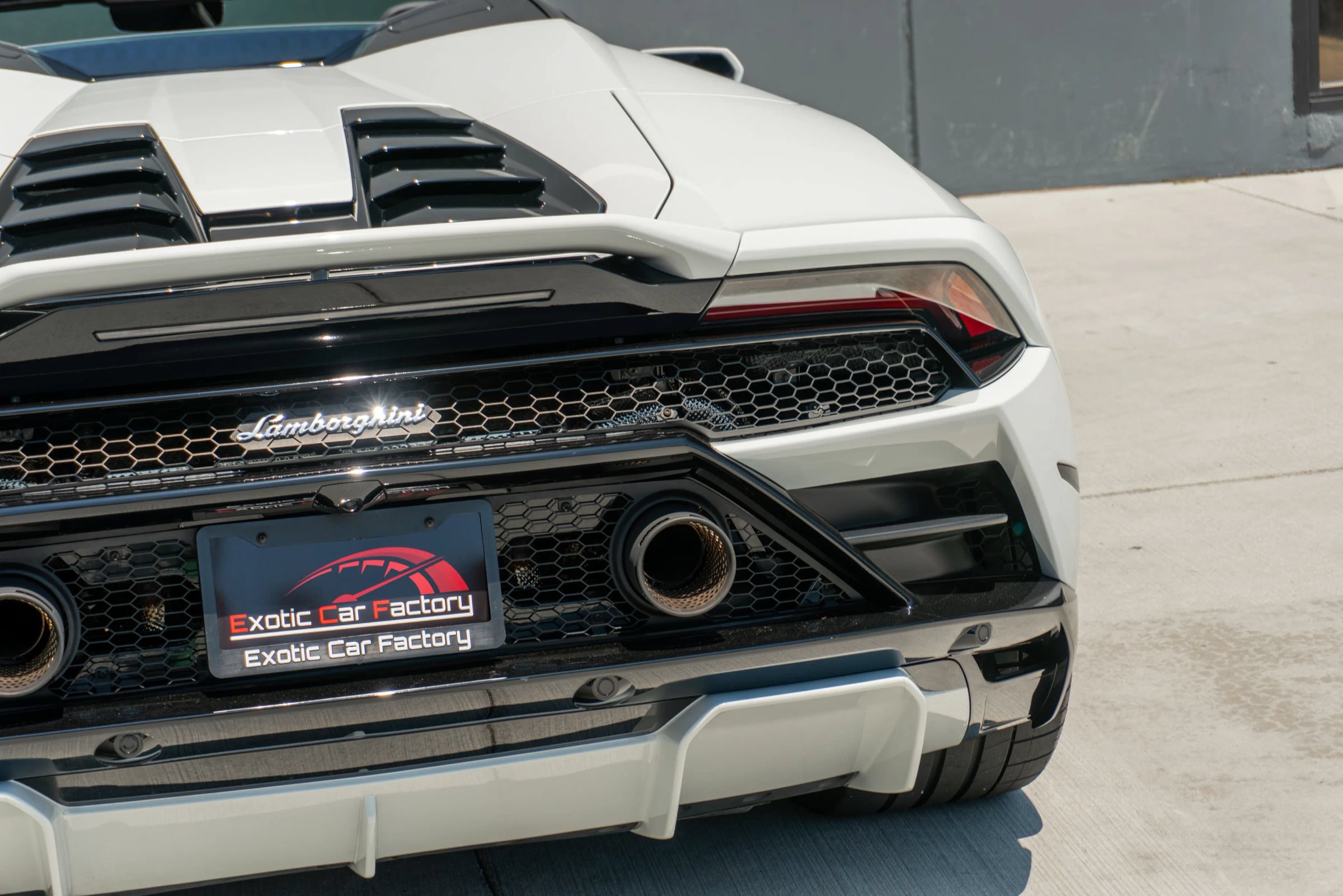 Used 2023 Lamborghini Huracan EVO RWD image 51