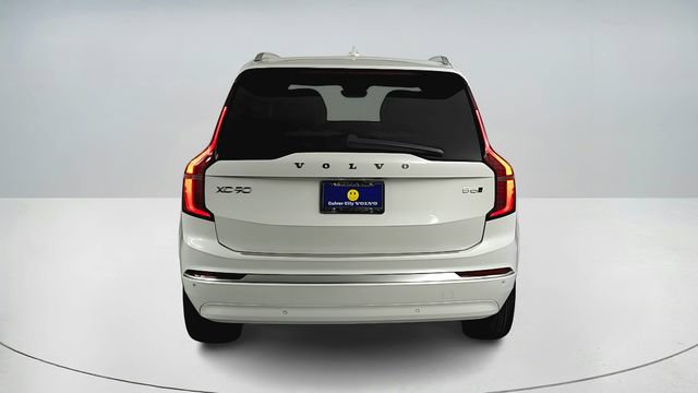 Certified 2026 Volvo XC90 B6 Plus w/ Protection Package Premier AWD/4WD image 5