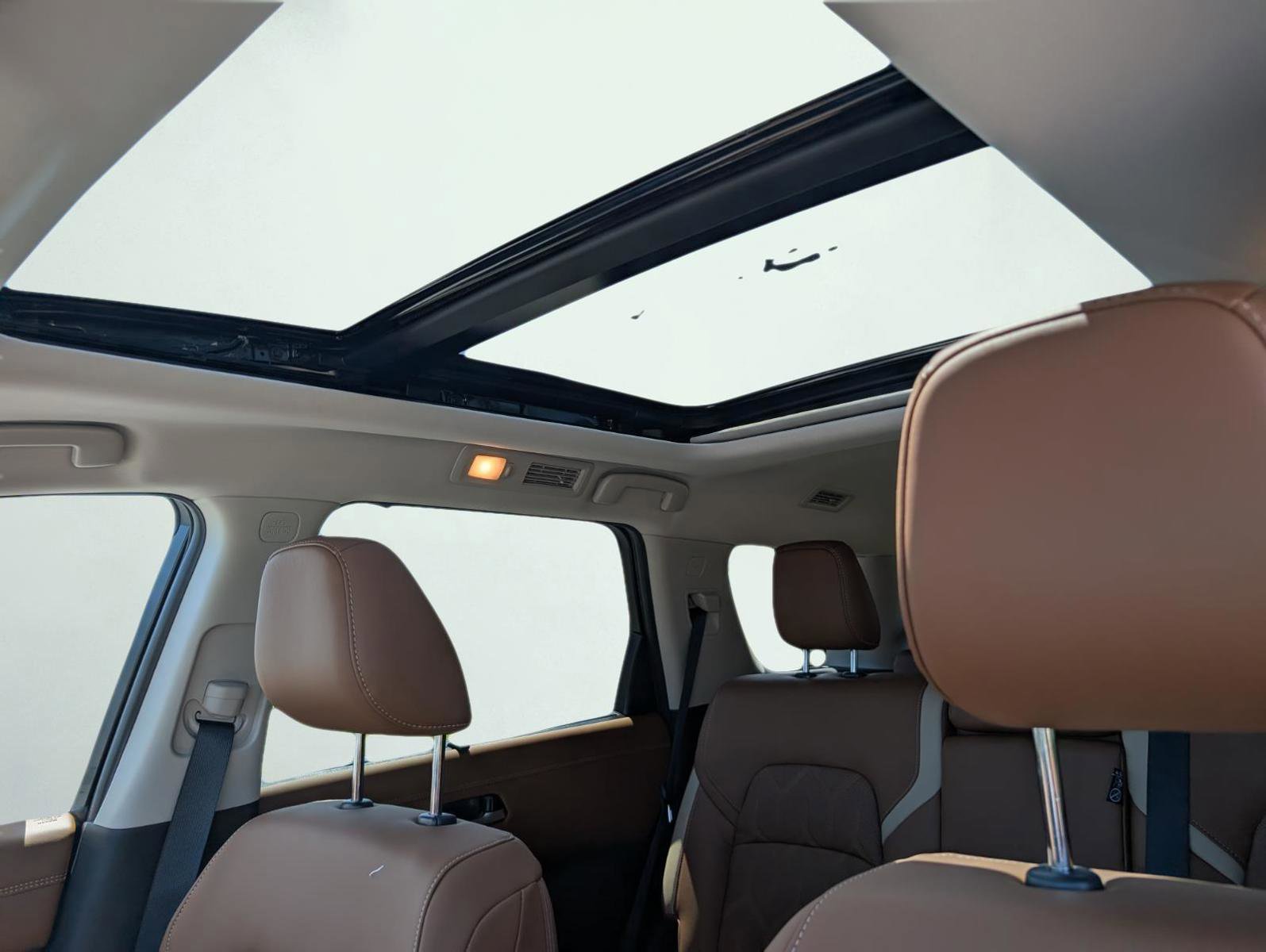 New 2026 Nissan Pathfinder Platinum AWD/4WD image 17