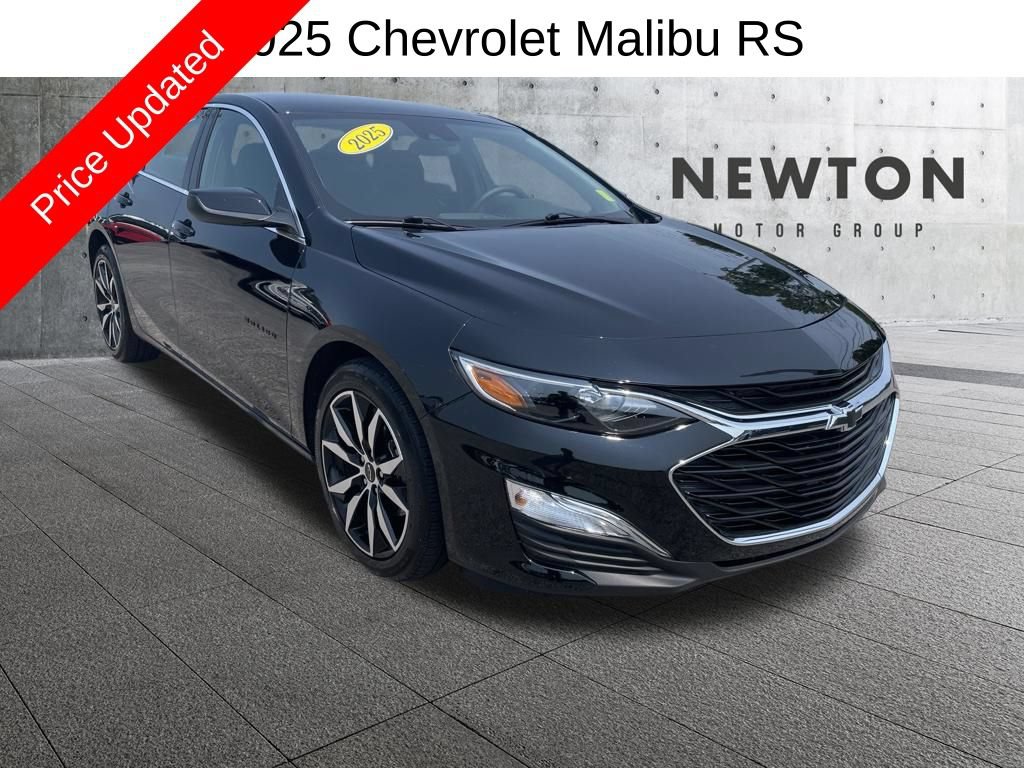 Used 2025 Chevrolet Malibu RS