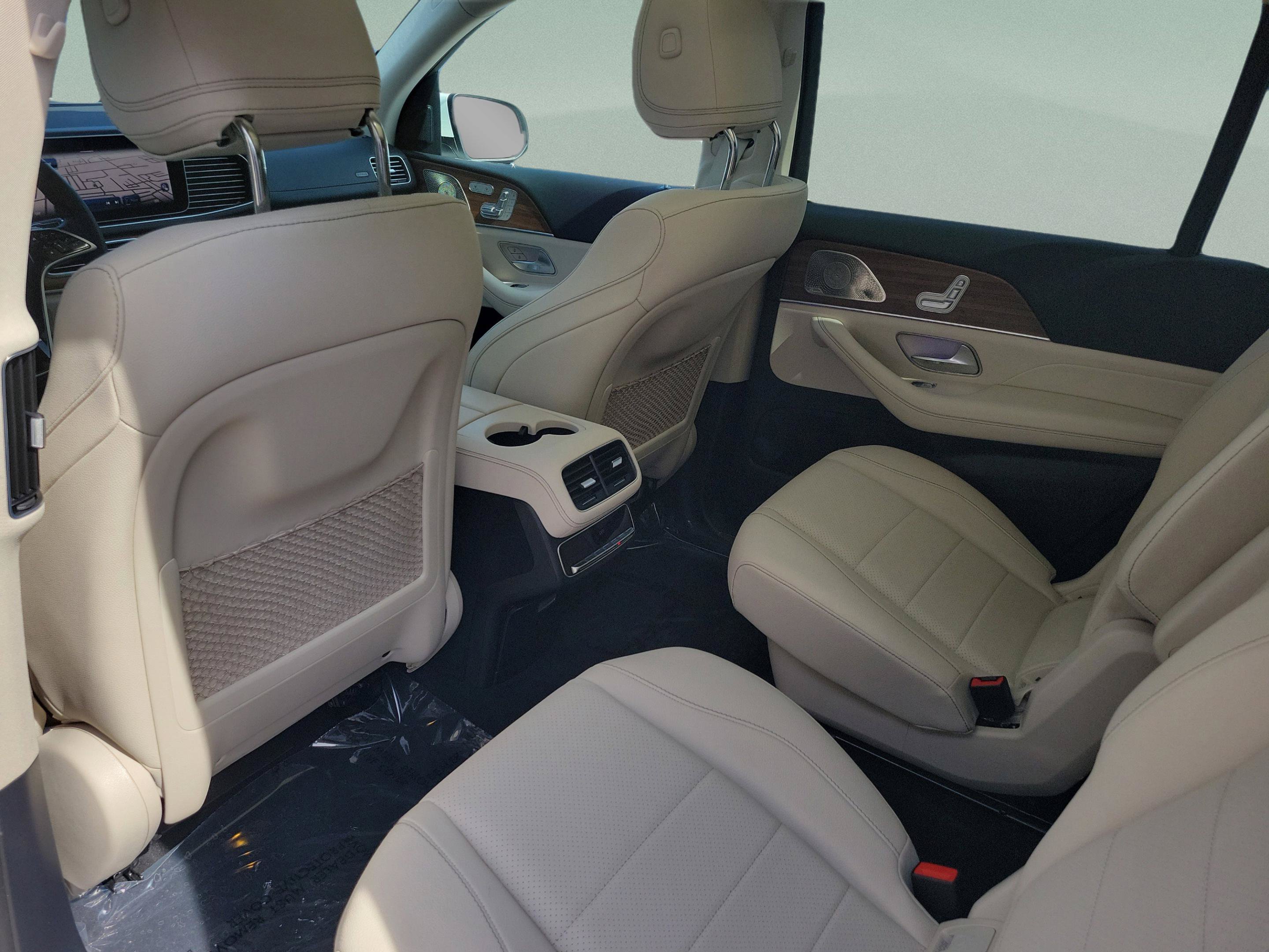 Certified 2026 Mercedes-Benz GLS 450 4MATIC image 9