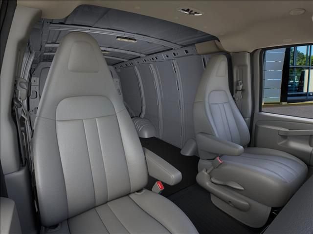 New 2025 GMC Savana 2500 w/ Communications Package RWD image 16