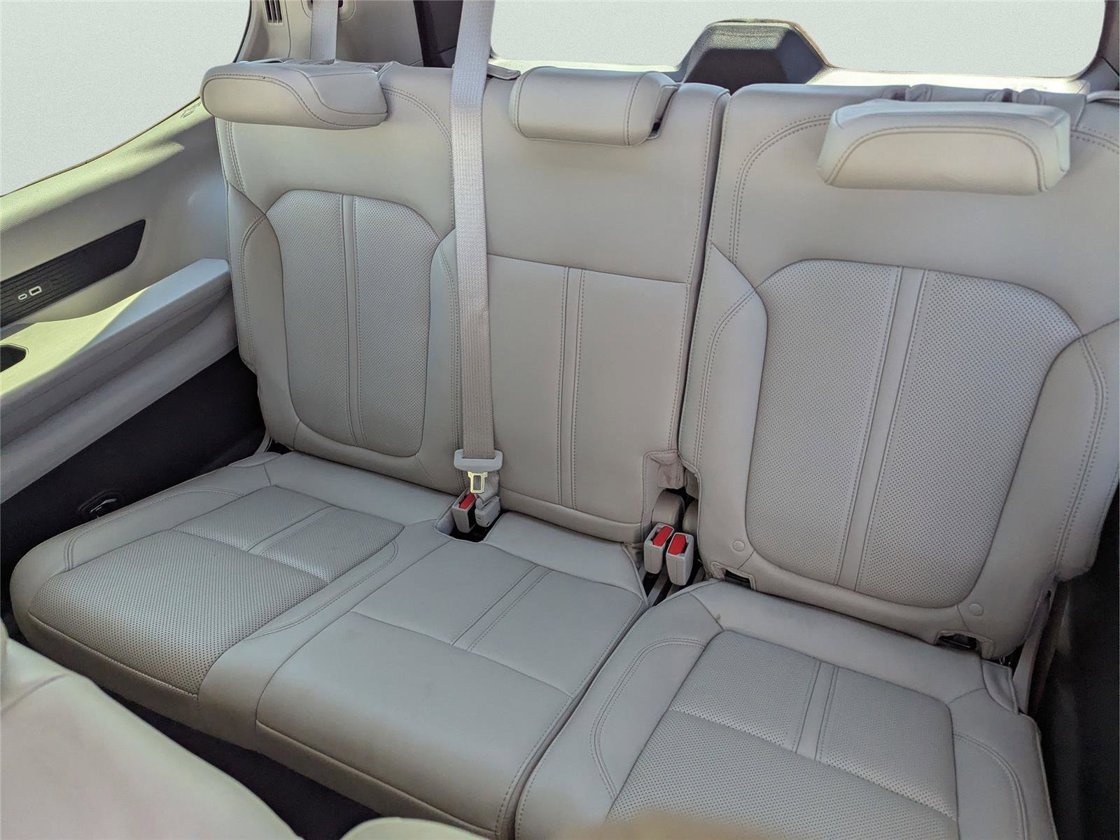 Used 2022 Jeep Wagoneer Series II w/ Premium Group I image 14