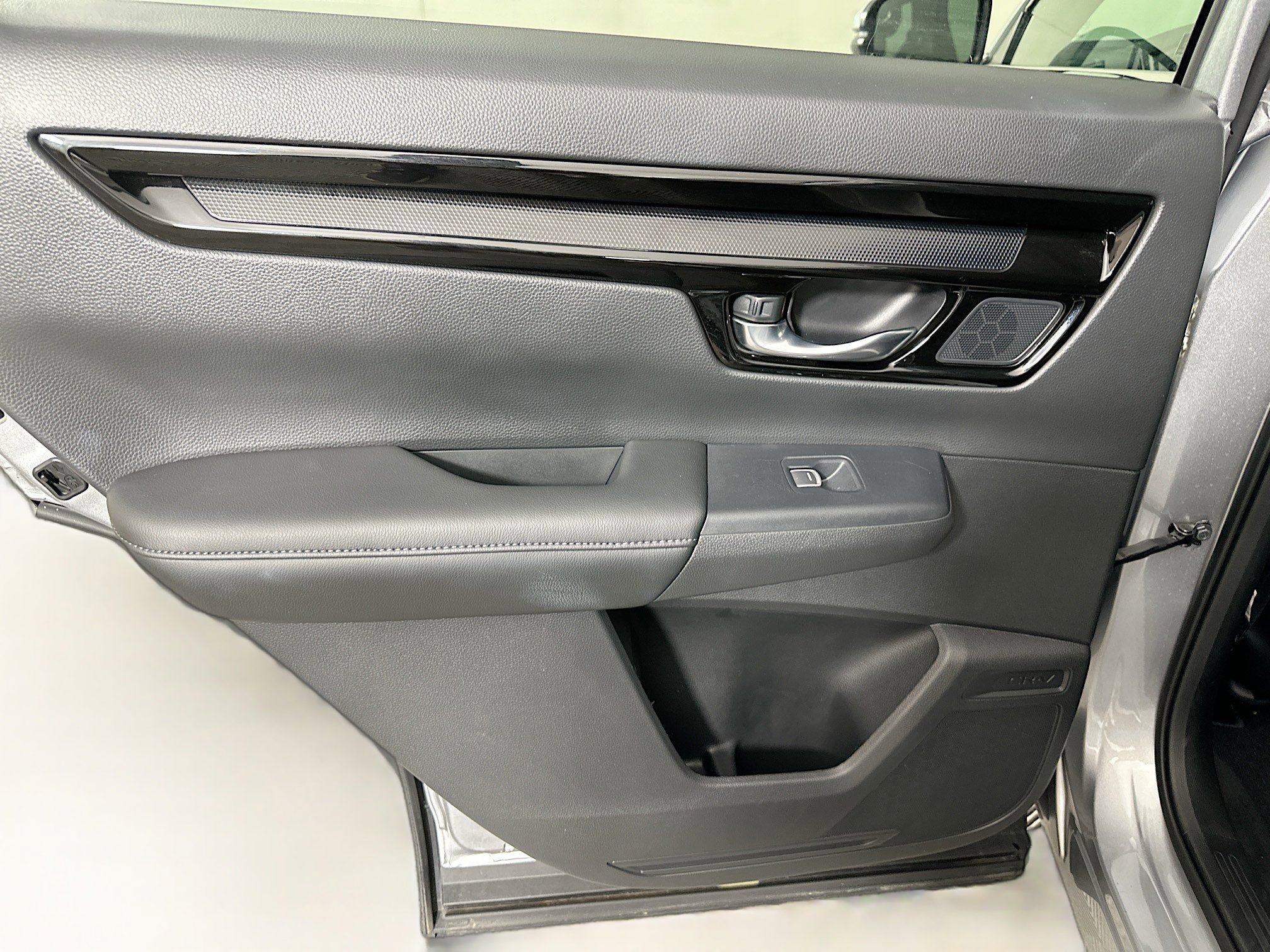 Used 2025 Honda CR-V EX-L image 26