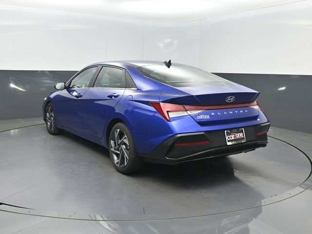 Used 2024 Hyundai Elantra SEL w/ Convenience Package FWD image 30