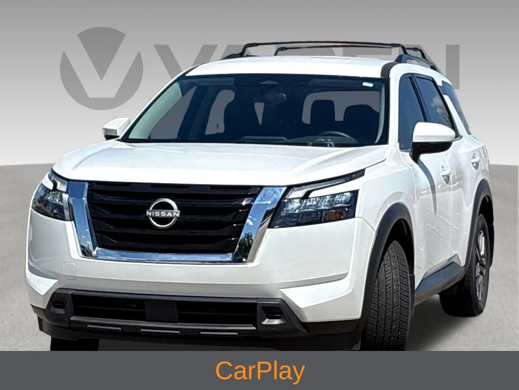 Used 2025 Nissan Pathfinder SV FWD image 3