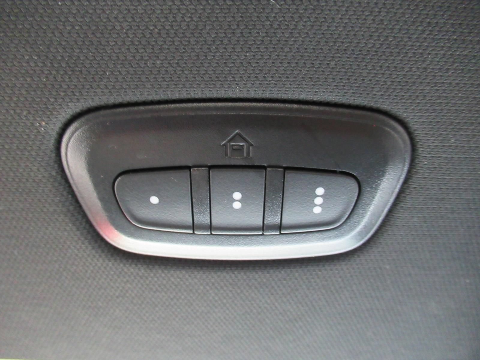 Used 2025 RAM 1500 Laramie w/ Sport Appearance Package AWD/4WD image 29