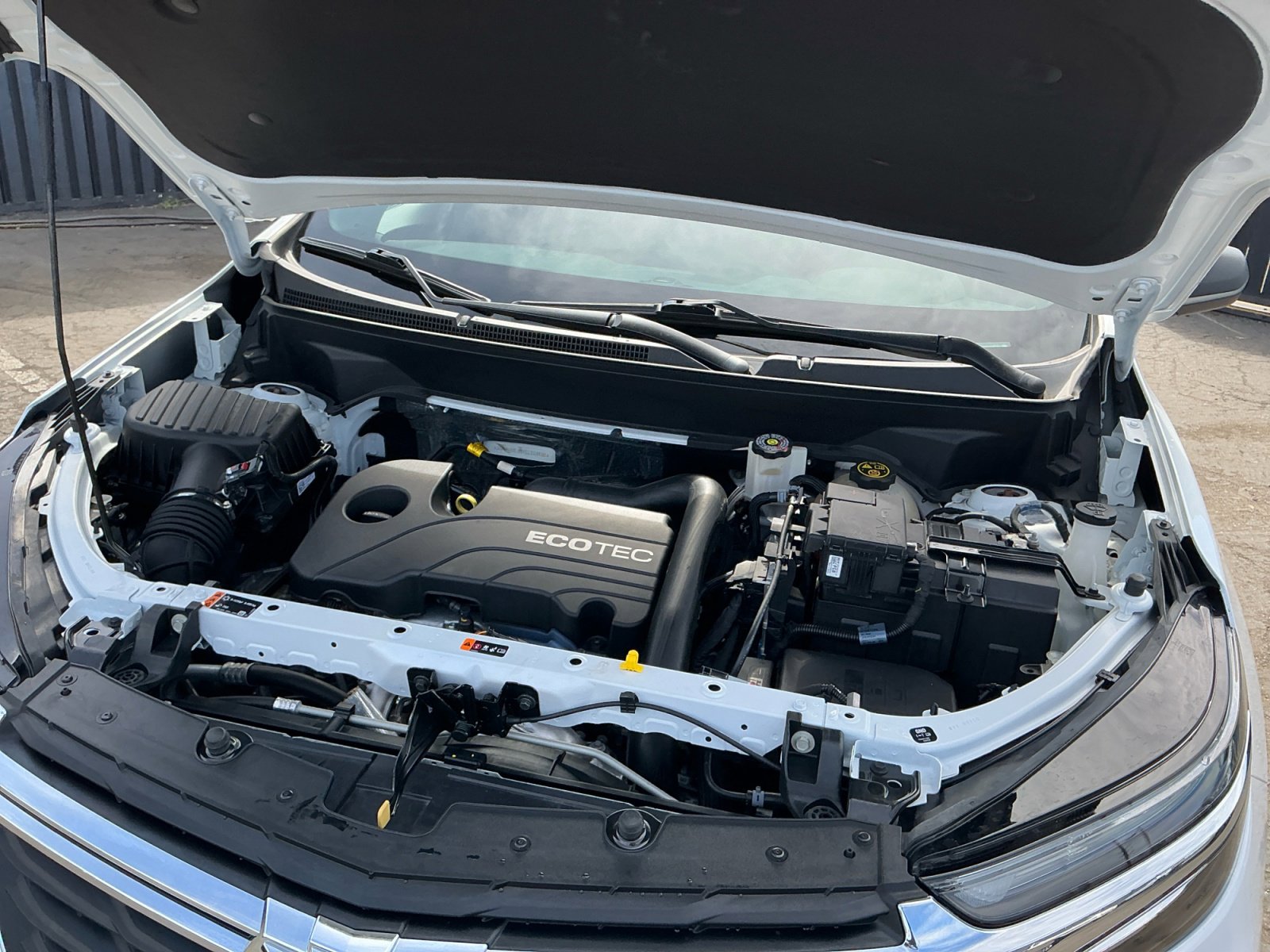 Used 2022 Chevrolet Equinox LS FWD image 23