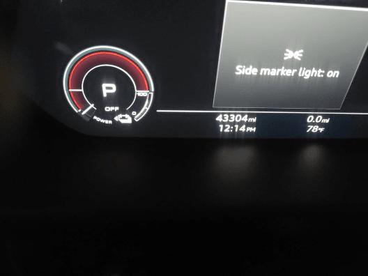 Used 2022 Audi e-tron Premium w/ Convenience Plus Package image 16