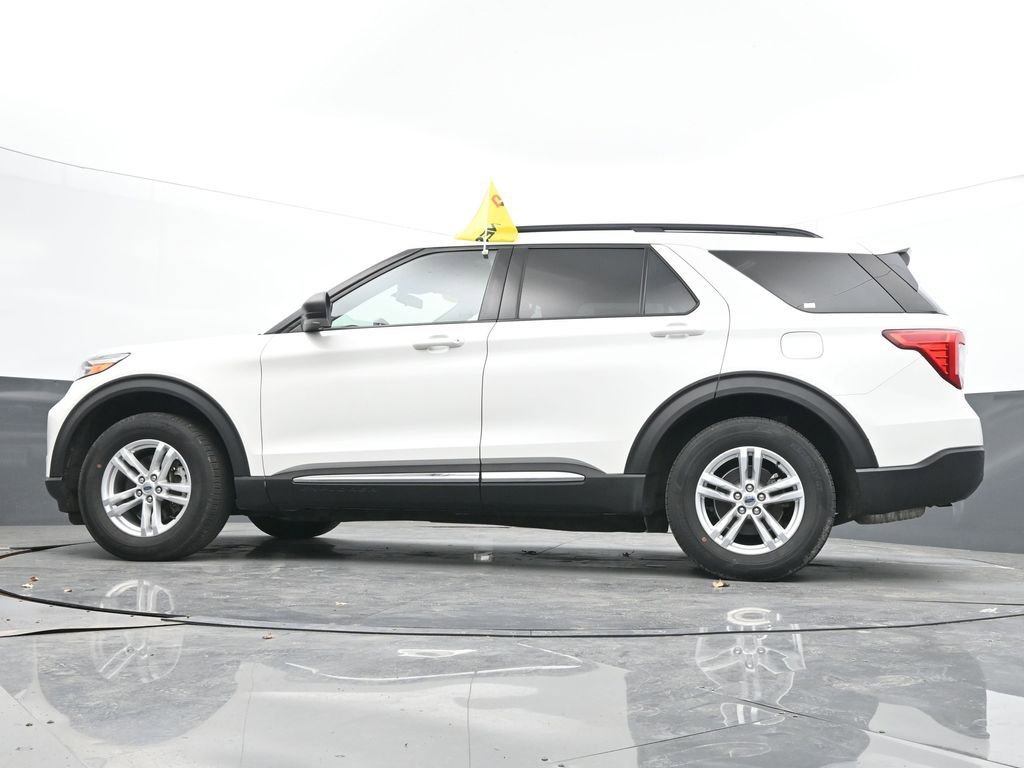 Used 2020 Ford Explorer XLT w/ Comfort Package AWD/4WD image 48