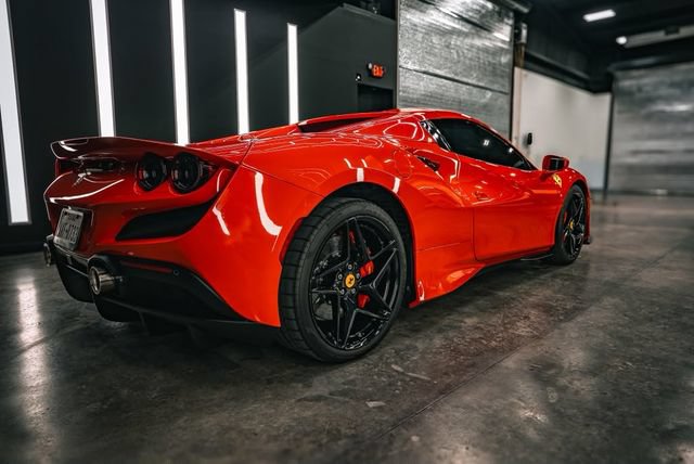 Used 2021 Ferrari F8 Tributo RWD image 7