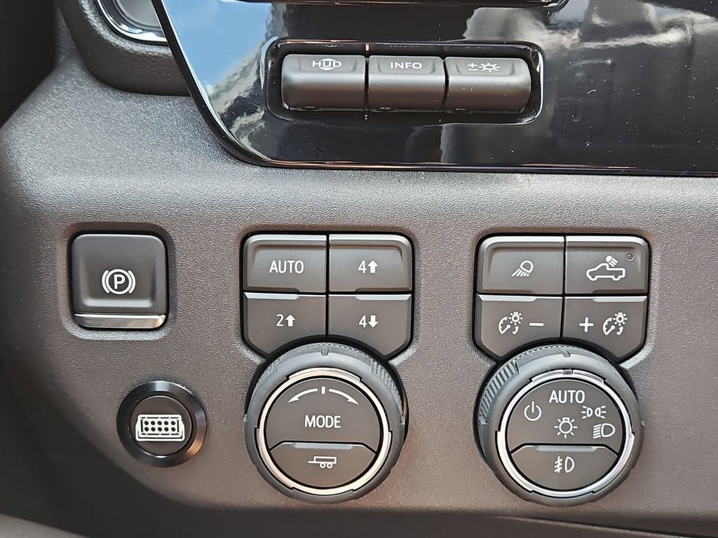New 2026 Chevrolet Silverado 1500 ZR2 w/ Dark Appearance Package AWD/4WD image 10